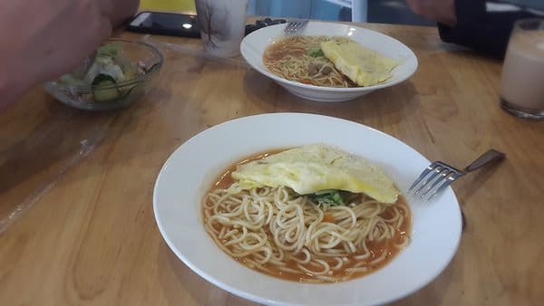 【好食分享】讓你從早上開始就有好心情，轉角遇上OoPs ❣ Foody☺歐浮找餐