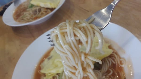 【好食分享】讓你從早上開始就有好心情，轉角遇上OoPs ❣ Foody☺歐浮找餐