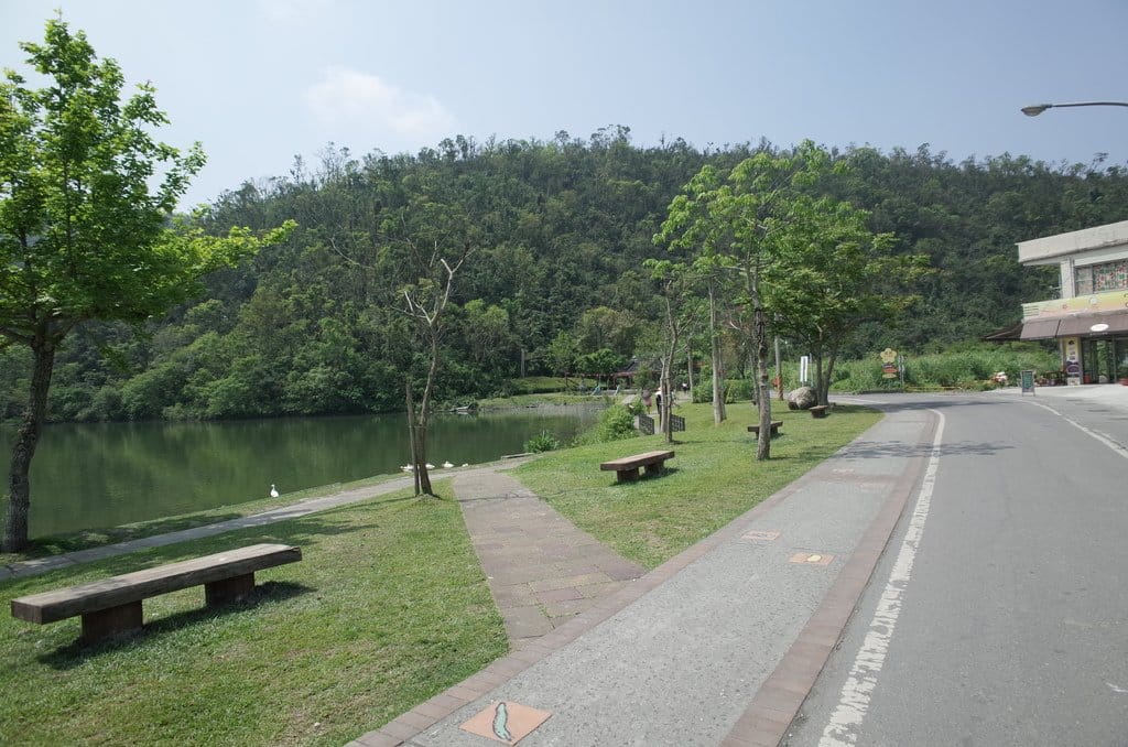 【2016宜蘭旅遊樂活】宜蘭縣政府風景區-梅花湖風景特定區騎自行車賞湖景