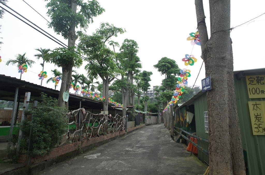 【旅遊樂活】新竹縣假日活動，諾曼第漆彈營~跟朋友一起漆彈烤肉，找回熱血動力