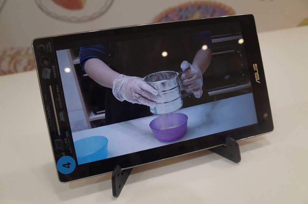 【好玩分享】新竹竹北第一家〝玩烘焙〞，一起體驗親子做蛋糕樂~跟好姊妹來也不錯呦。