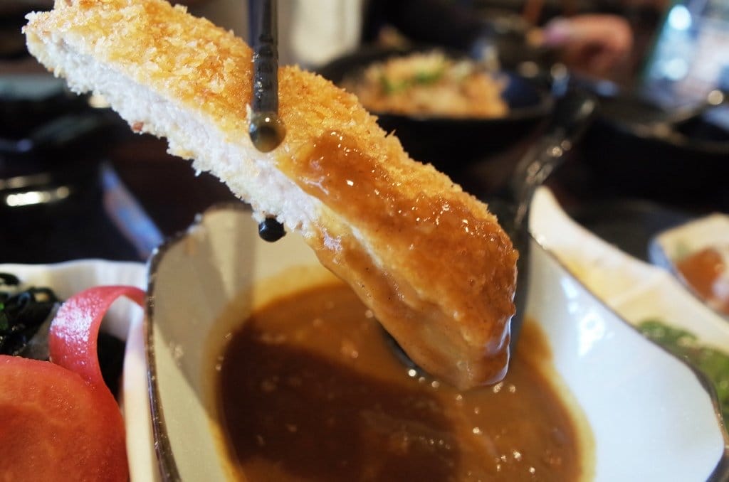 【好食分享】#ad 新竹銀川日式料理，尋找巷子的熱門定食日式料理美食，近新竹火車站。