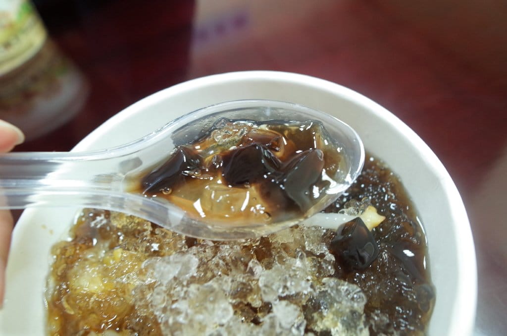 【好食分享】#ad 想吃有名的忠孝米苔目冰，不用在跑去台北了，來桃園就有可以吃嘍~