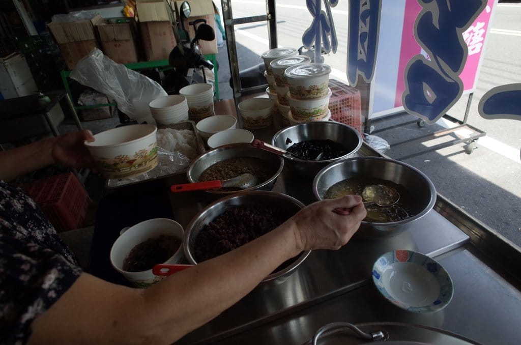 【好食分享】#ad 想吃有名的忠孝米苔目冰，不用在跑去台北了，來桃園就有可以吃嘍~