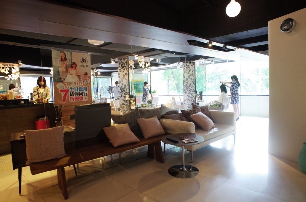 【美麗分享】台北中山區 Soleil Hair 頭髮大整理 夏季擁有柔順髮 厚重out 內有美女圖