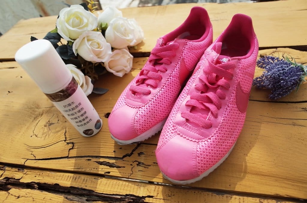 【好物分享】#ad TOMO 奈米防護概念館 SGS認證 讓我們的新鞋保持乾乾淨淨