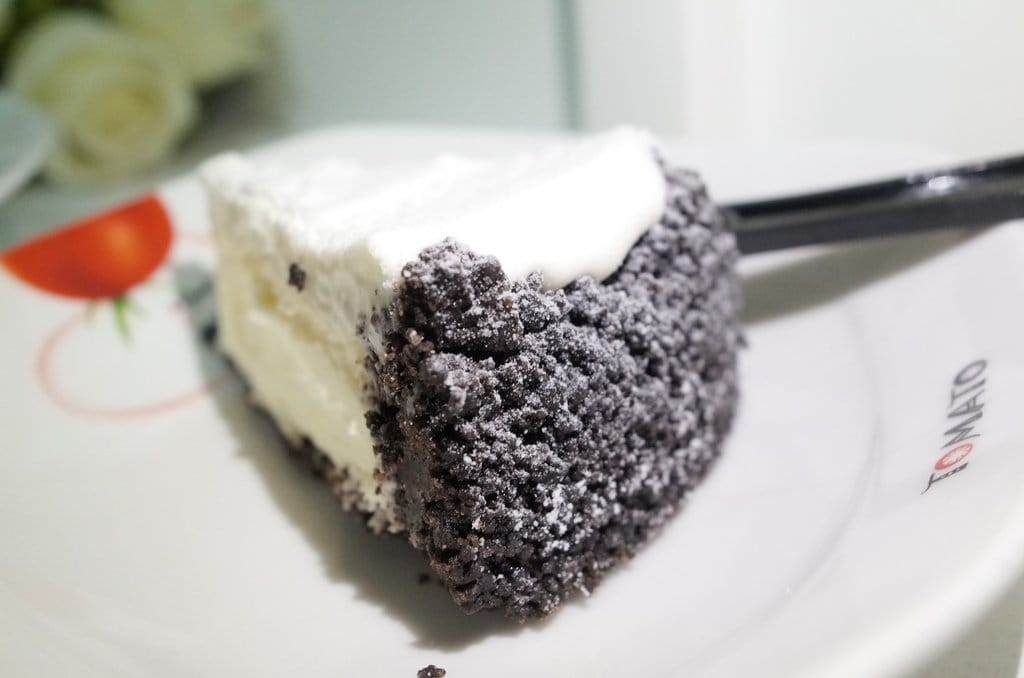 【生活分享】宅配甜點 喬伊絲 手作甜品工作室 黑岩雪嵐起士 #看著都會流口水