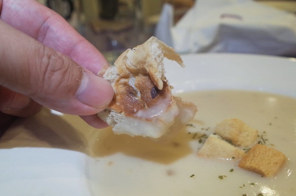 【好食分享】苗栗卓蘭 超美DER青青草原，自然風情風箏餐廳 大仁哥我來了!!