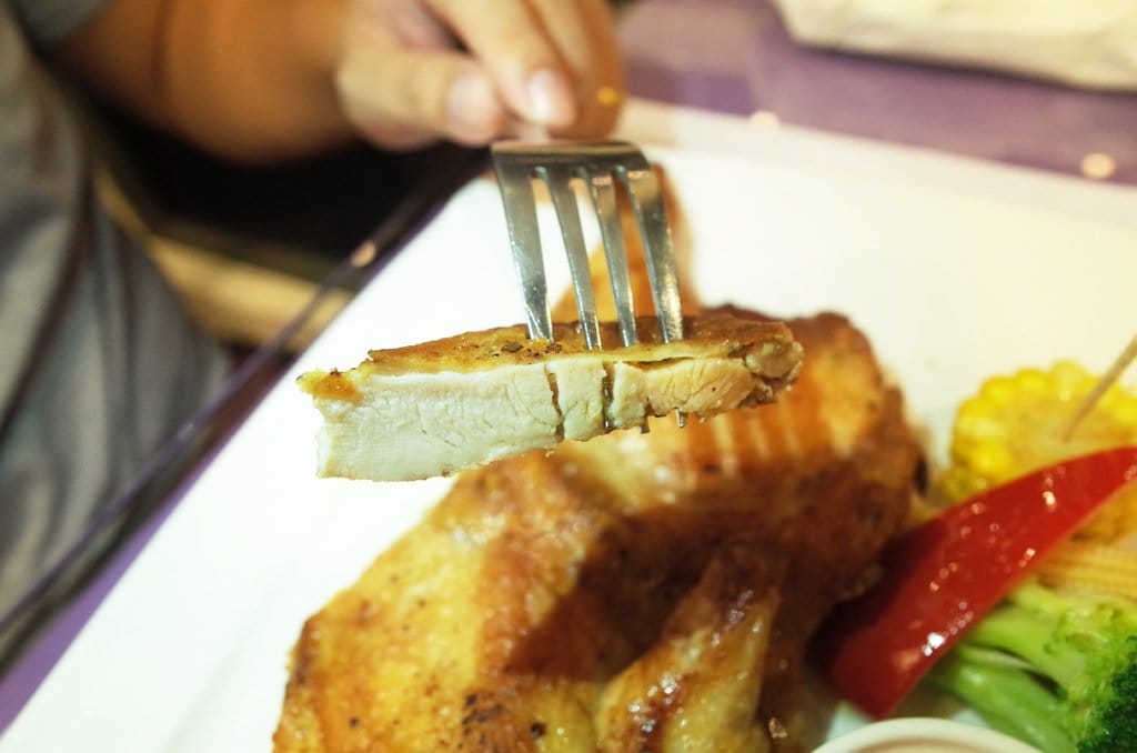 【好食分享】苗栗卓蘭 超美DER青青草原，自然風情風箏餐廳 大仁哥我來了!!