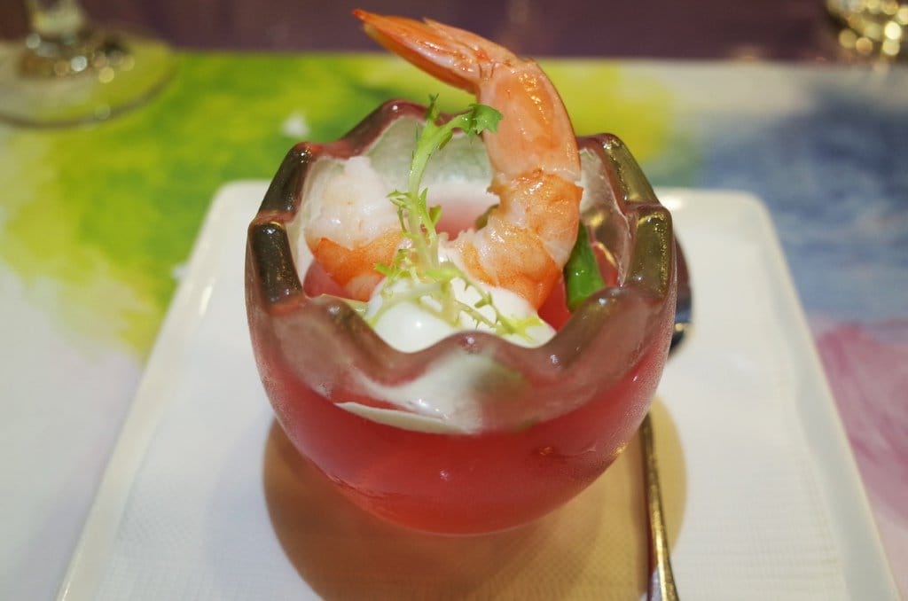 【好食分享】苗栗卓蘭 超美DER青青草原，自然風情風箏餐廳 大仁哥我來了!!