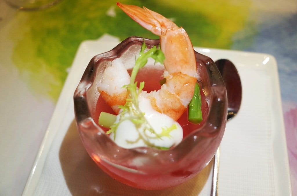 【好食分享】苗栗卓蘭 超美DER青青草原，自然風情風箏餐廳 大仁哥我來了!!