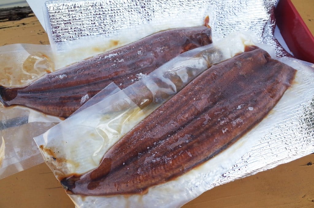 【好食分享】宅配 愛現寶ishowbow  在家就可以吃到 日式頂級蒲燒鰻