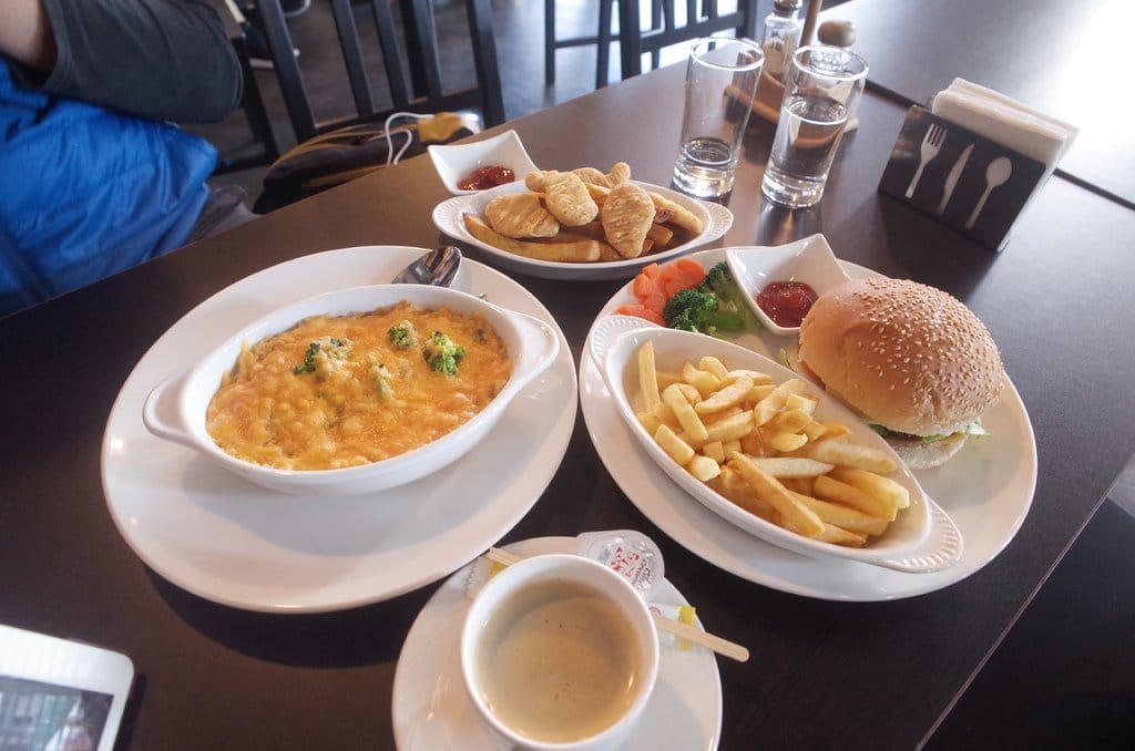 【好食分享】新竹南寮 乘星綠洲 地球人的多功能驛站 車聚好地方