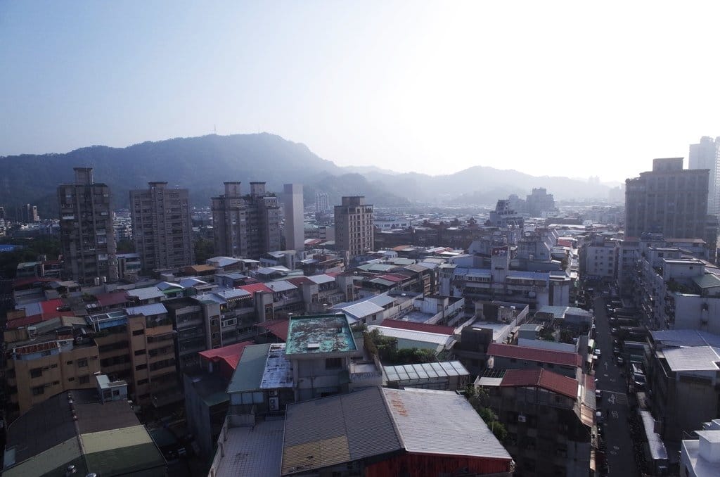 【旅遊樂活】台北松山住宿靠捷運後山埤站 洛碁大飯店松山館