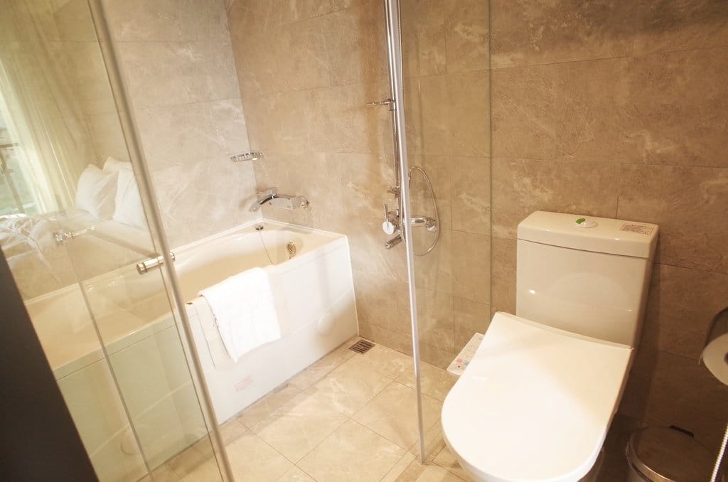 【旅遊樂活】台北松山住宿靠捷運後山埤站 洛碁大飯店松山館