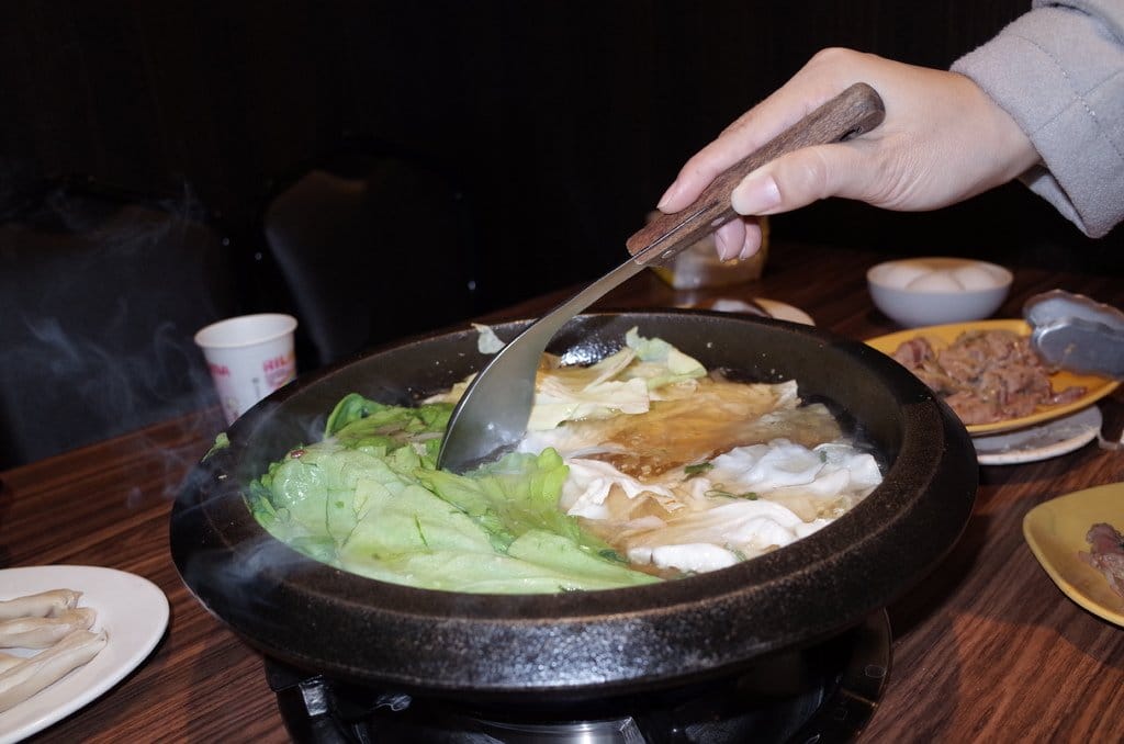 【好食分享】新竹竹北 冬季超暖心的選擇自助式火鍋 羅東帝一石頭火鍋(竹北店) - 第23張圖 【好食分享】新竹竹北 冬季超暖心的選擇自助式火鍋 羅東帝一石頭火鍋(竹北店)