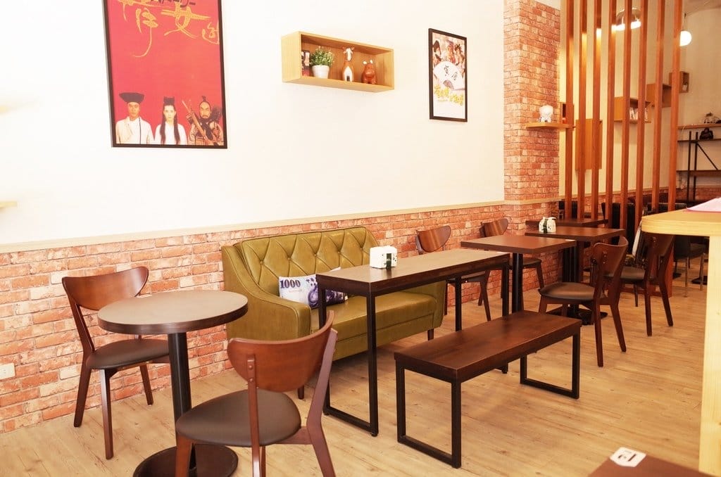 【好食分享】中壢中原 充滿80年代的復古回憶 藏身巷弄的校園美食 謝牡丹 - 第8張圖 【好食分享】中壢中原 充滿80年代的復古回憶 藏身巷弄的校園美食 謝牡丹