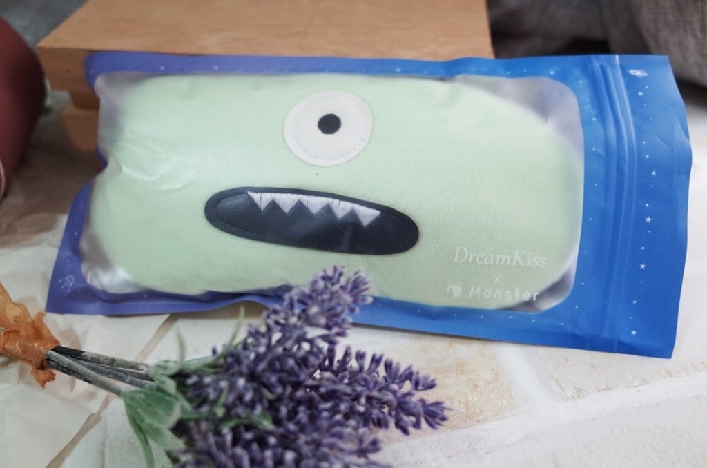 【好物分享】DreamKiss 療癒系實用小物 怪獸熱敷眼罩 讓它吃掉你的眼睛不適