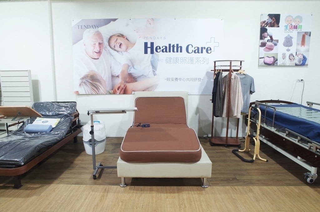 【生活分享】新竹必翔銀髮樂活館，選擇更多！為長輩提供專業的輔具、電動車 文末抽獎呦!!