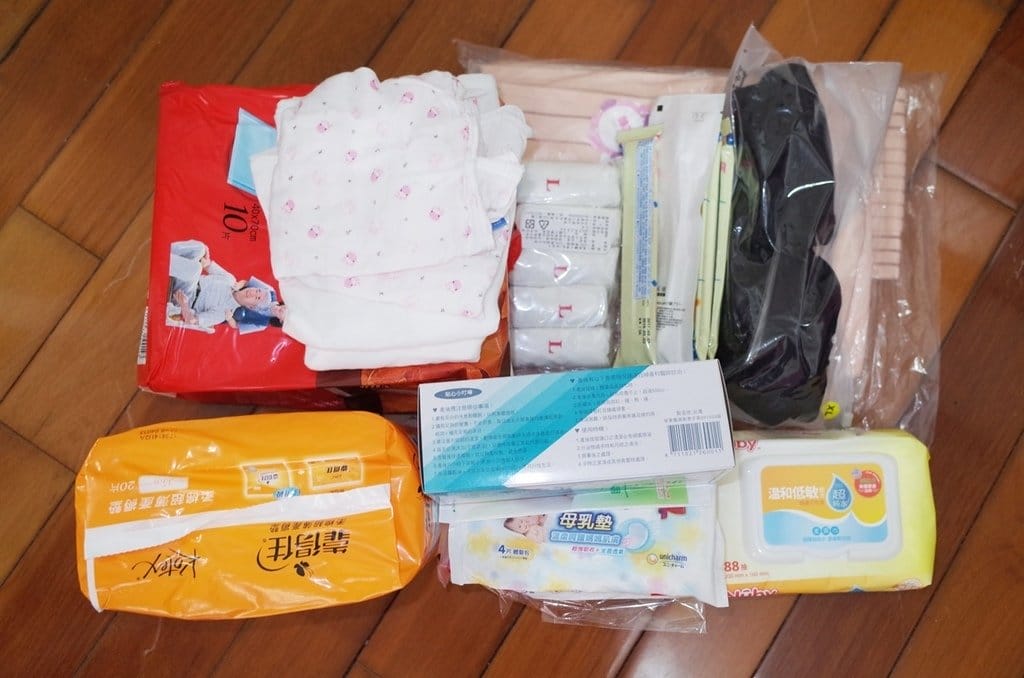 【育兒分享】媽咪外出好方便,超大空間好順手 ROMI 羅米兔 牽守包 - 第16張圖 【育兒分享】媽咪外出好方便,超大空間好順手 ROMI 羅米兔 牽守包