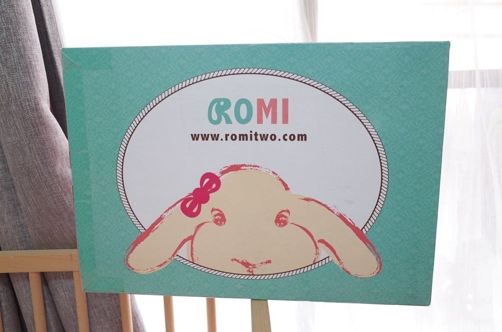 【育兒分享】媽咪外出好方便,超大空間好順手 ROMI 羅米兔 牽守包 - 第3張圖 【育兒分享】媽咪外出好方便,超大空間好順手 ROMI 羅米兔 牽守包