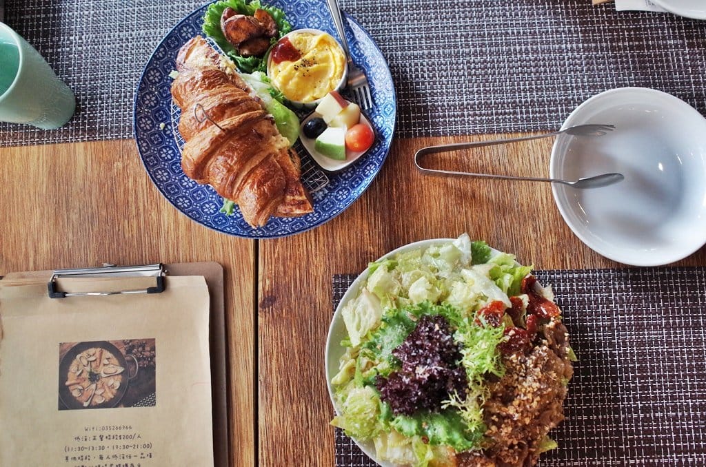 【好食分享】新竹神冪餐廳〝冪 La Miette Cafe〞早午餐、甜點，小墊子二店