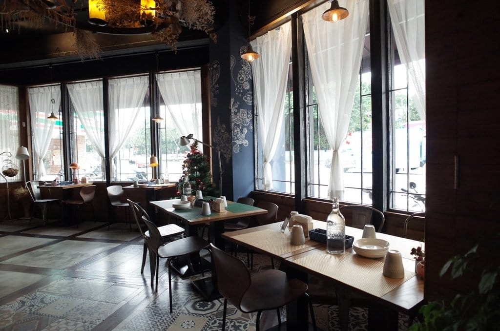【好食分享】新竹神冪餐廳〝冪 La Miette Cafe〞早午餐、甜點，小墊子二店