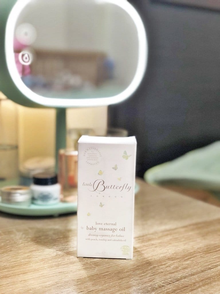 【育兒分享】「寶草園」Little Butterfly London 倫敦小蝴蝶，按摩小布丁Hen舒服