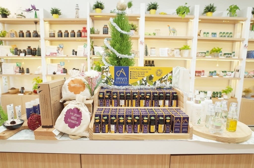 【育兒分享】「寶草園」Little Butterfly London 倫敦小蝴蝶，按摩小布丁Hen舒服