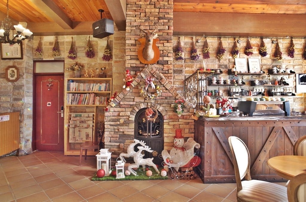 【生活分享】清境住宿推薦，超美清境佛羅倫斯渡假山莊君士坦丁堡，聖誕夜相遇在楓紅中