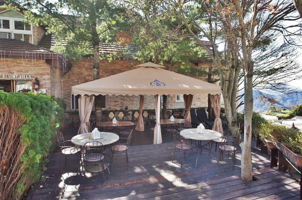 【生活分享】清境住宿推薦，超美清境佛羅倫斯渡假山莊君士坦丁堡，聖誕夜相遇在楓紅中