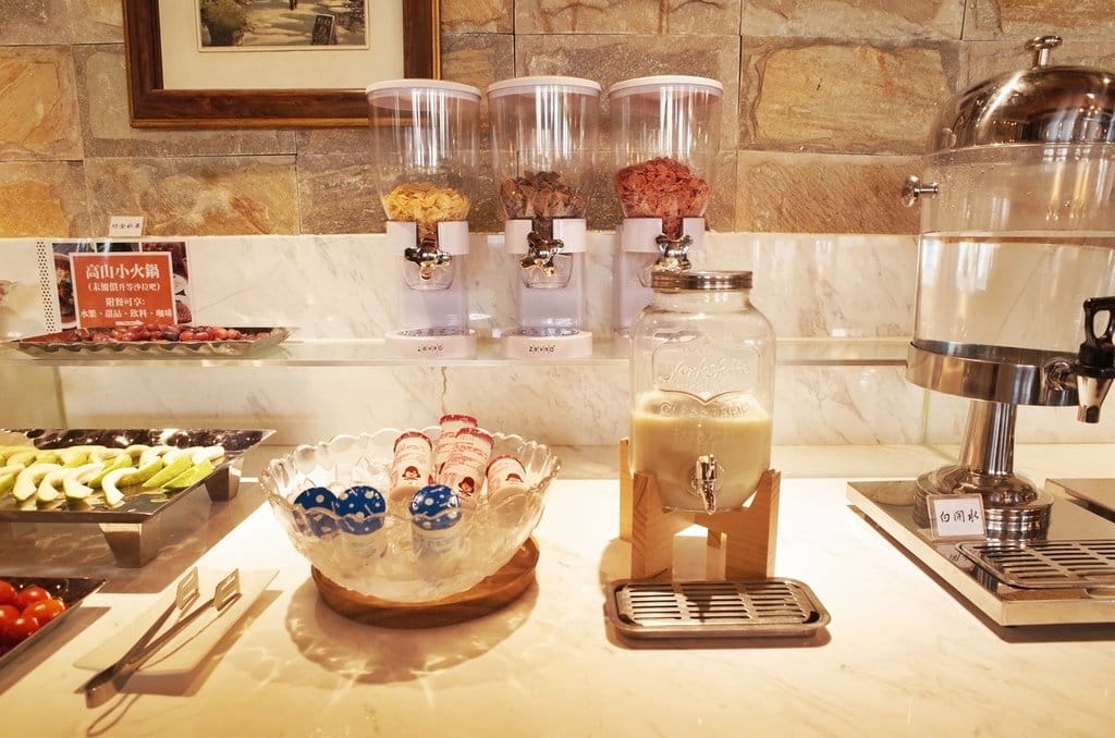 【生活分享】清境住宿推薦，超美清境佛羅倫斯渡假山莊君士坦丁堡，聖誕夜相遇在楓紅中