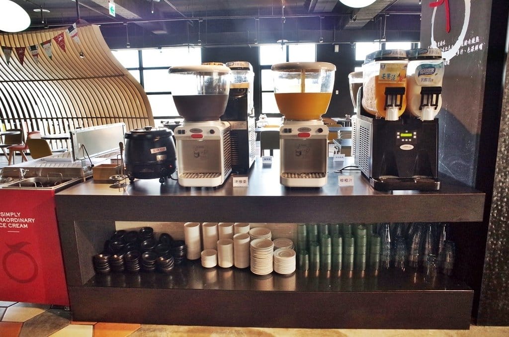 【好食分享】新竹竹北「香港香港新生活飲茶」港式飲茶,歡慶聖誕、生日吃到飽餐廳 - 第46張圖 【好食分享】新竹竹北「香港香港新生活飲茶」港式飲茶,歡慶聖誕、生日吃到飽餐廳