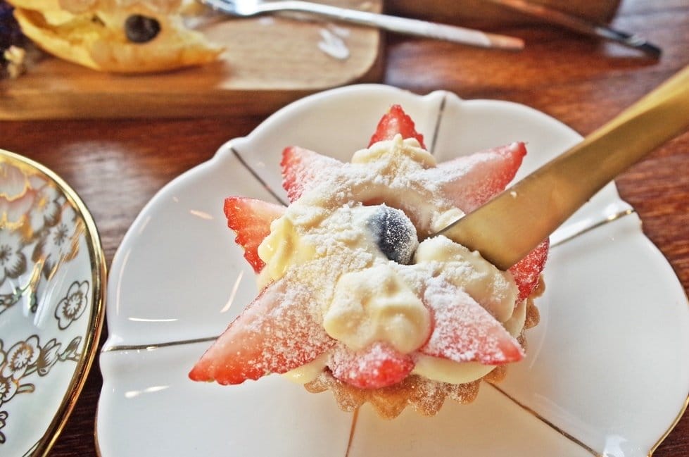 【好食分享】新竹超美ig打卡聖地荷芙亭，連甜點都美到不要不要der