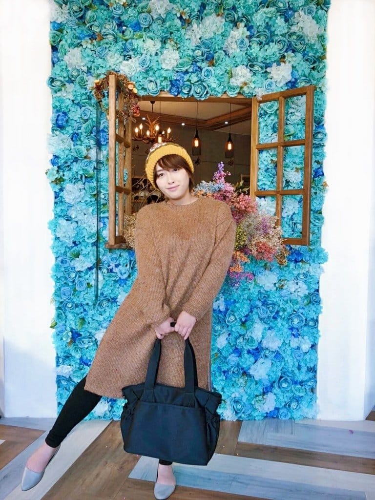 【生活分享】 LEATH包包專屬我的簡約輕量防潑水尼龍托特包/空氣包，帶布丁外出好方便