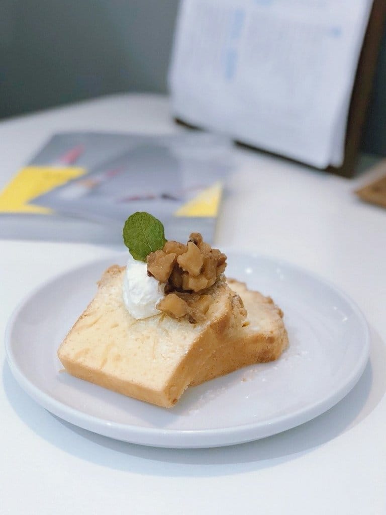 【好食分享】新竹在地經營，近big city巨城，我與小布丁在風徐徐 homebibi，風格咖啡店