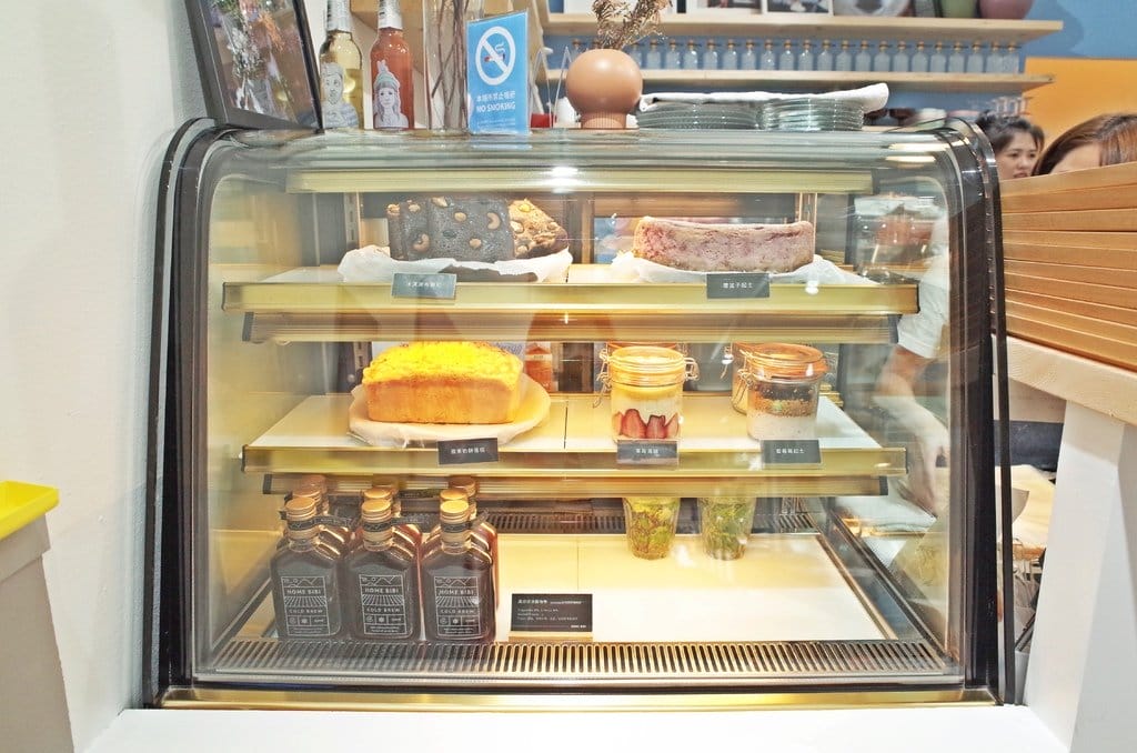 【好食分享】新竹在地經營，近big city巨城，我與小布丁在風徐徐 homebibi，風格咖啡店