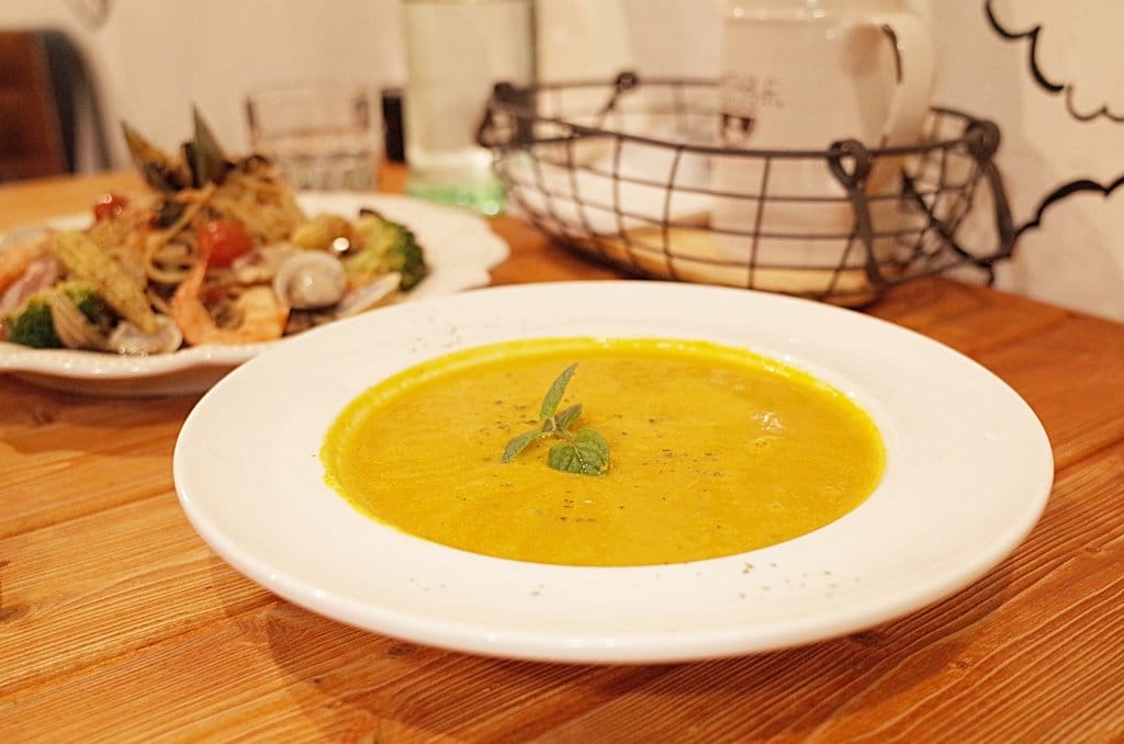 【好食分享】新竹關新路像在家吃飯一樣的Mumu餐桌,情人節到數1day,下午沒有休息時間 - 第20張圖 【好食分享】新竹關新路像在家吃飯一樣的Mumu餐桌,情人節到數1day,下午沒有休息時間