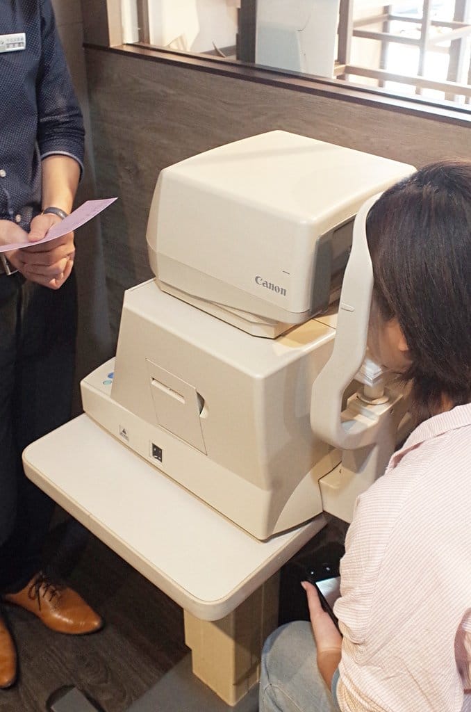 【美麗分享】彰化 SeeMore手目耳眼鏡，讓你看見生活的小美好堅持《溫暖人味的服務》以及《嚴謹精緻的眼鏡品質》