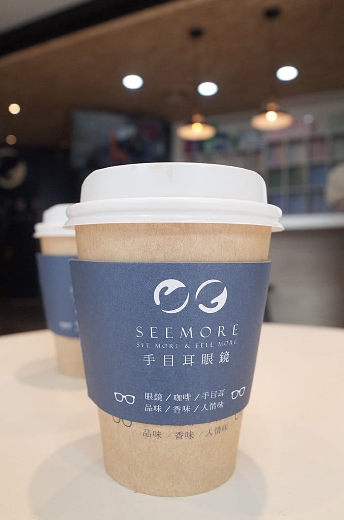 【美麗分享】彰化 SeeMore手目耳眼鏡，讓你看見生活的小美好堅持《溫暖人味的服務》以及《嚴謹精緻的眼鏡品質》