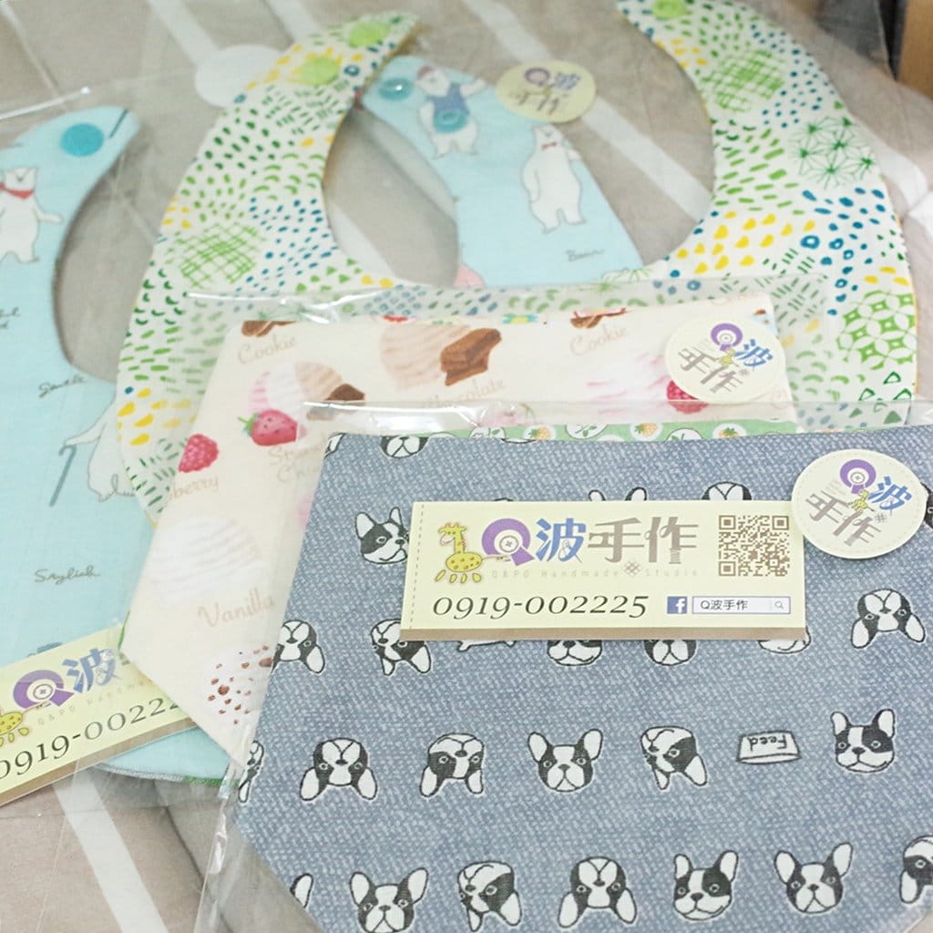【育兒分享】5M+17D Q波手作收涎禮物，媽咪手工口水巾甜蜜育兒好物推薦
