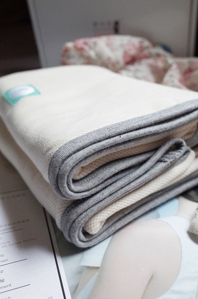 【育兒分享】給親愛的寶貝最好的睡眠呵護，轉頭囍有機棉呼吸抗螨防蚊毯 彌月禮