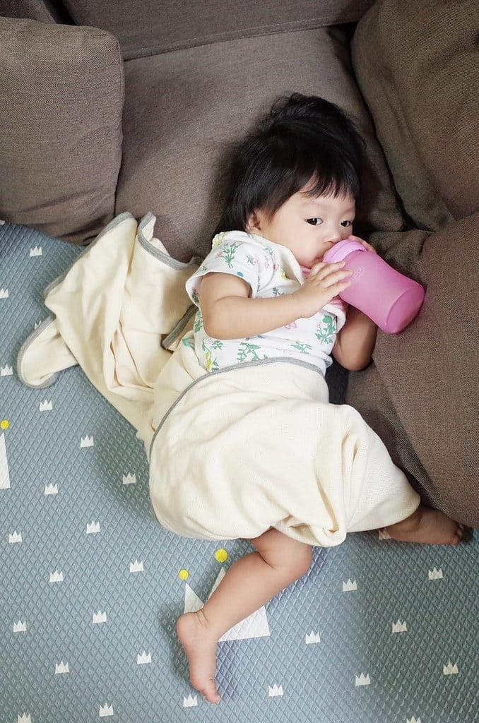 【育兒分享】毛毛蟲寶寶的成長好幫手,北歐 Mang Mang小鹿蔓蔓雙面無毒PVC地墊 - 第14張圖 【育兒分享】毛毛蟲寶寶的成長好幫手,北歐 Mang Mang小鹿蔓蔓雙面無毒PVC地墊