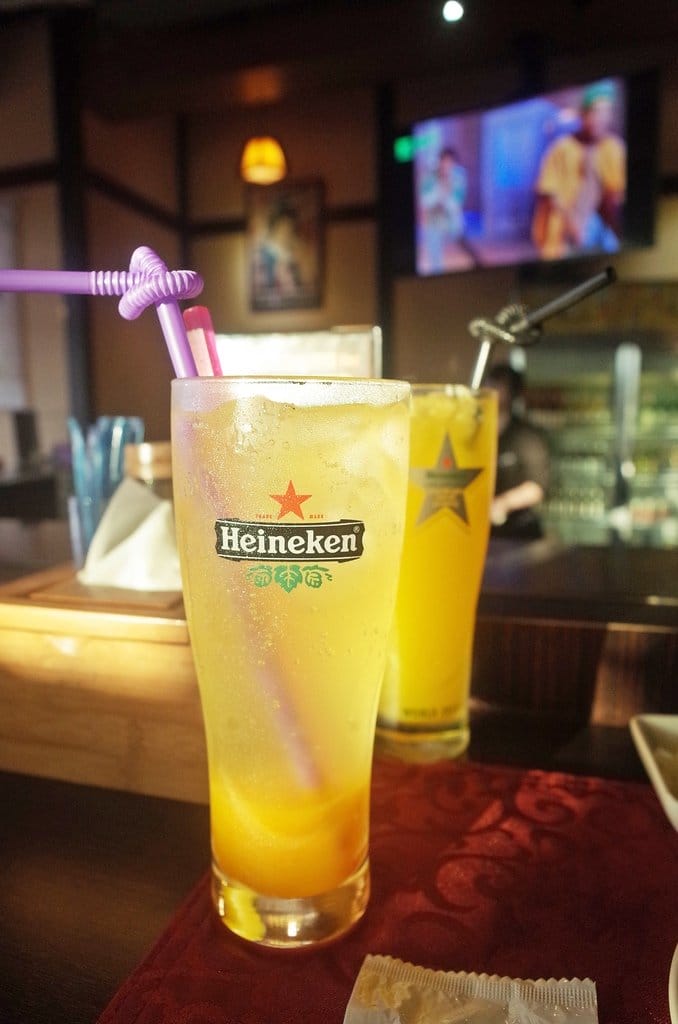 【好食分享】新竹忠孝 極賀燒肉專賣Bar 烤肉免動手專人服務烤到好，下班小酌好去處