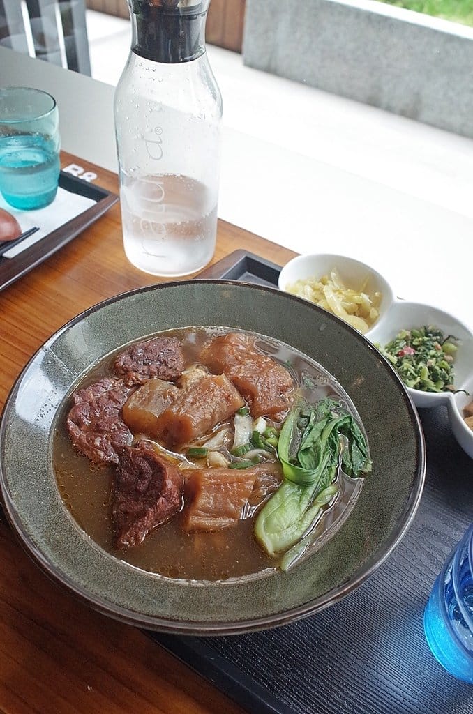 【好食分享】新竹忠孝新開幕厚醍牛肉麵,超大牛肉入口即化的牛筋,激推必吃 - 第16張圖 【好食分享】新竹忠孝新開幕厚醍牛肉麵,超大牛肉入口即化的牛筋,激推必吃