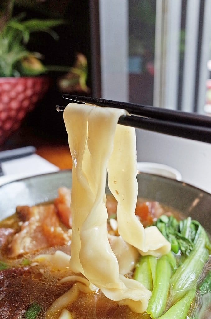 【好食分享】新竹忠孝新開幕厚醍牛肉麵,超大牛肉入口即化的牛筋,激推必吃 - 第22張圖 【好食分享】新竹忠孝新開幕厚醍牛肉麵,超大牛肉入口即化的牛筋,激推必吃