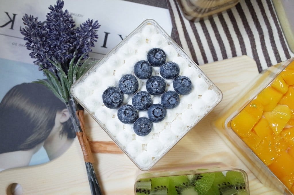 【好食分享】新竹 Patio帕堤歐 現在也有宅配甜點，小蛋糕水果優格，下午茶必備甜點夢享盒