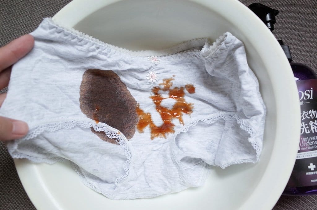 【生活分享】衣物的調香師 Prosi普洛斯貼身衣物去漬抗菌手洗精 添加經典白茶香水的潔淨好物