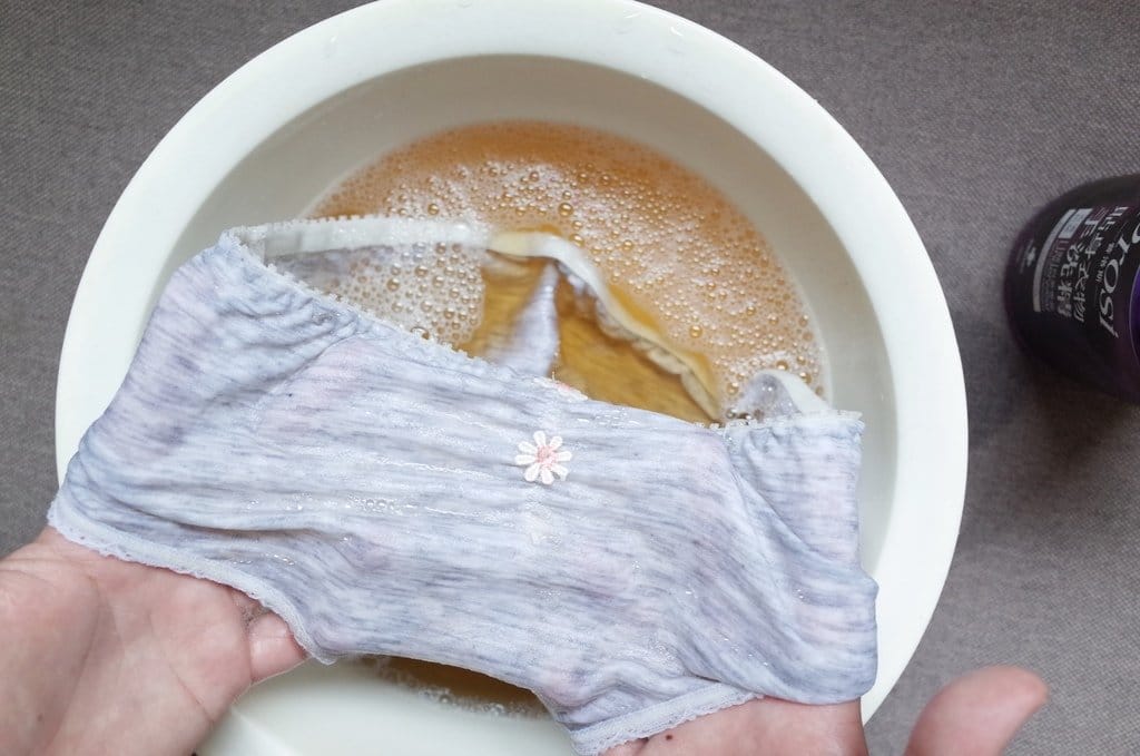 【生活分享】衣物的調香師 Prosi普洛斯貼身衣物去漬抗菌手洗精 添加經典白茶香水的潔淨好物