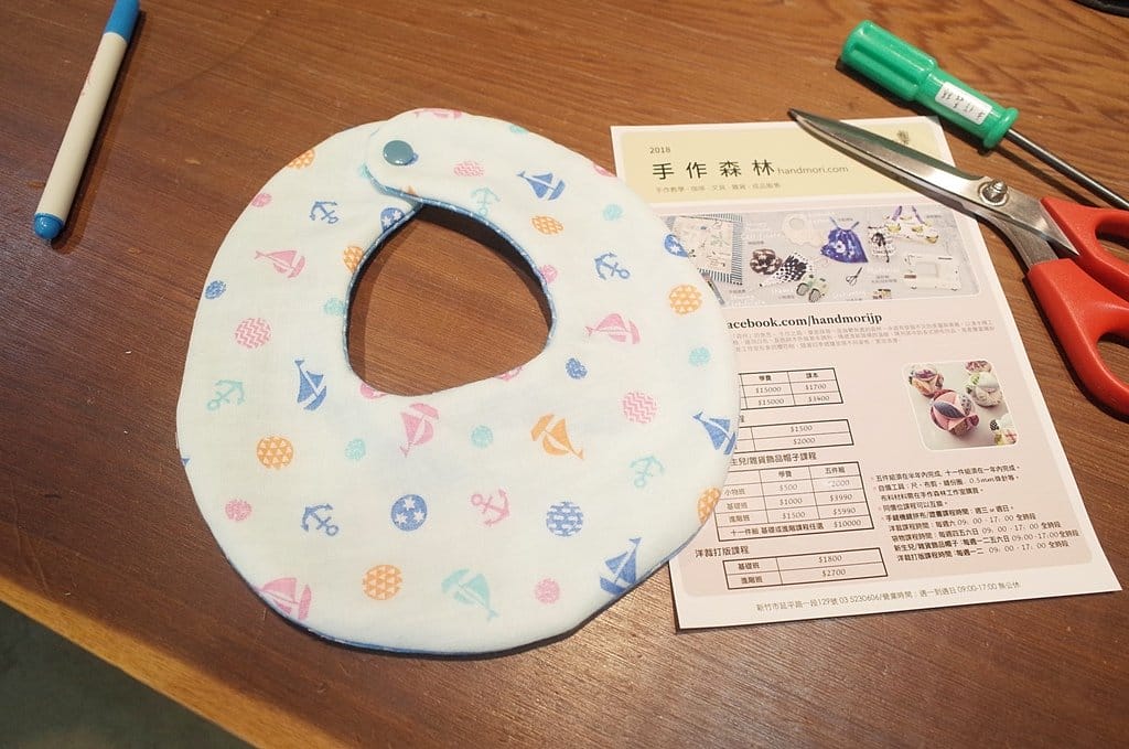 【育兒分享】媽咪的人生第一條手作圍兜兜 手作森林 handmori 新竹拼布教室初體驗
